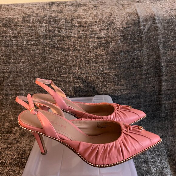 Shoes - Picture 2 of 5